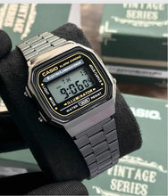 Iconic Ca**o Vintage Watch: Rose Gold Edition